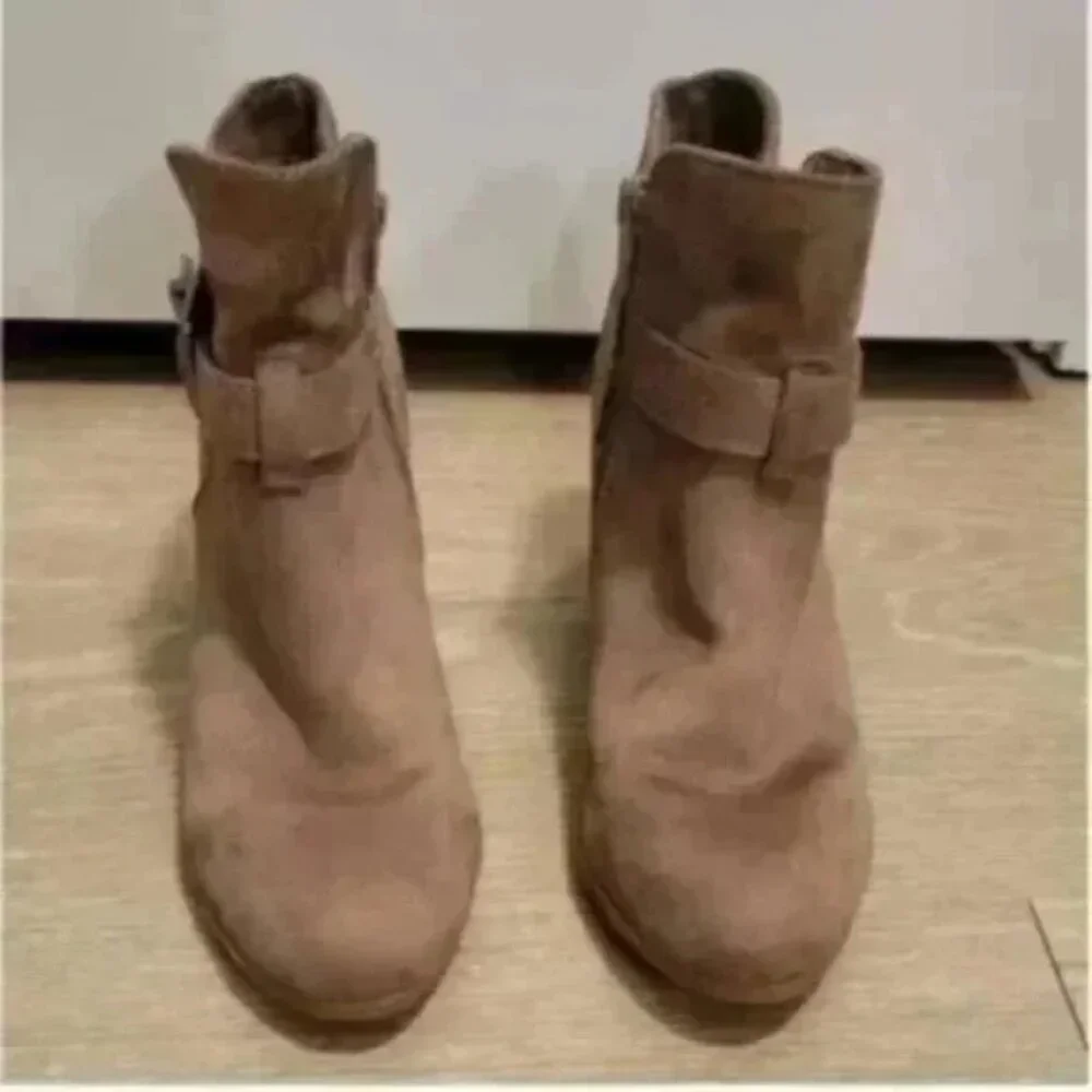 Tan Ankle Boots with Buckle Detail Size 8 - Picture 3 of 5